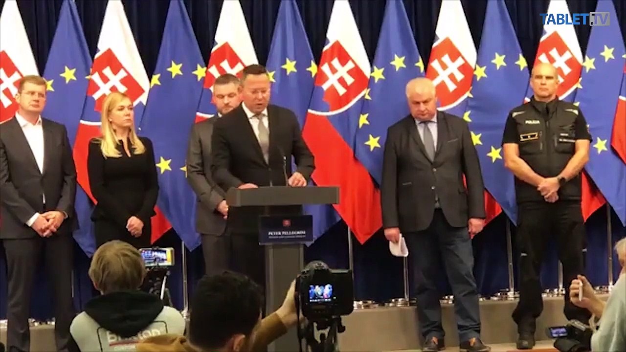 ZÁZNAM: Brífing predsedu vlády SR Petra Pellegriniho k štrajku autodopravcov