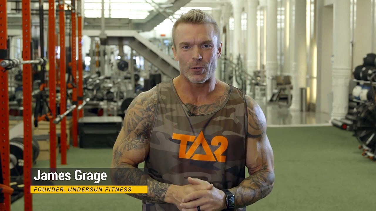 Home Workout: The Bigger Biceps Resistance-Band-Only Routine