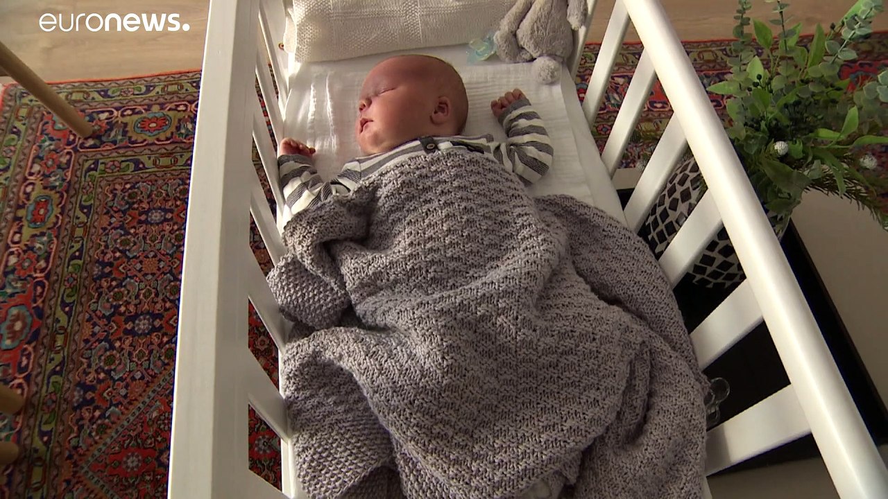 6 Kilo schwer, 59 Zentimeter groß: Riesenbaby in Island geboren