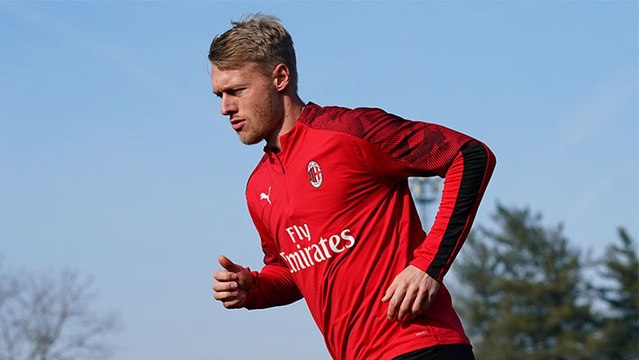 Il primo allenamento di Simon Kjær in rossonero