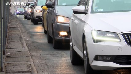 Dicke Luft in Budapest : Stadt unter grauer Schmutzwolke