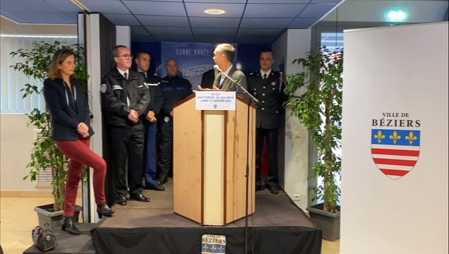 BEZIERS - Le maire Robert Ménard souhaite ses voeux aux forces de sécurité