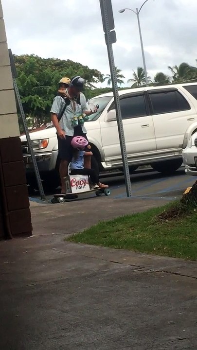 Multitasking Dad Makes it Work