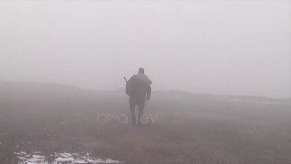 Ora News - Ngricat rrezik pas dëborës, vështirësi në qarkullim