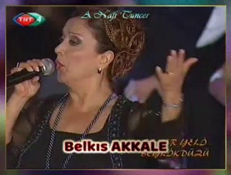 Belkıs AKKALE - Ey Şahin Bakışlım Bülbül Avazlım (Dem Dem Semahı) (4)