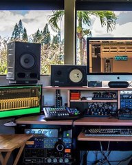 Crafting music with the amazing Samael.senja