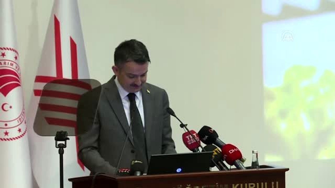 Pakdemirli: "Tarım, milli savunma sanayi kadar stratejik bir alan konumunda"