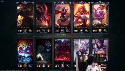 Rookie打完揭幕战就回基地秀兰博：小老弟队服还没脱呢！