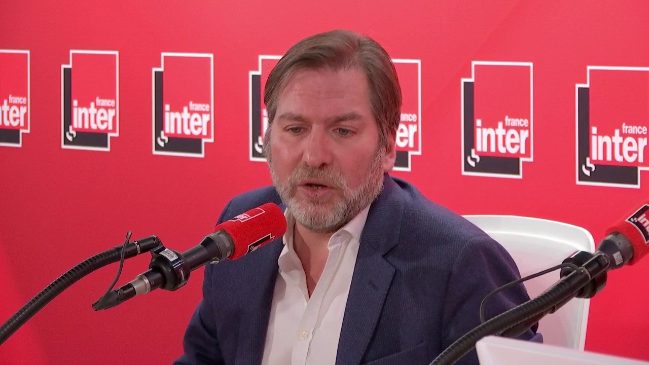 Patrice Spinosi répond à une auditrice dont le fils a perdu une main à cause d'une grenade GLI-F4 : "Il est inacceptable qu'on continue à les utiliser ; il y a un problème avec la nature des armes utilisées pour le maintien de l'ordre"