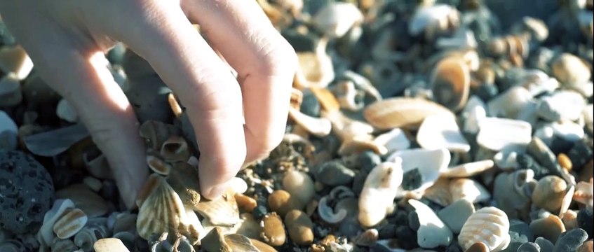 Guilhem Dupuy de la Grandrive artiste musicien sous le nom d'artiste Eolya interprète Feel you know