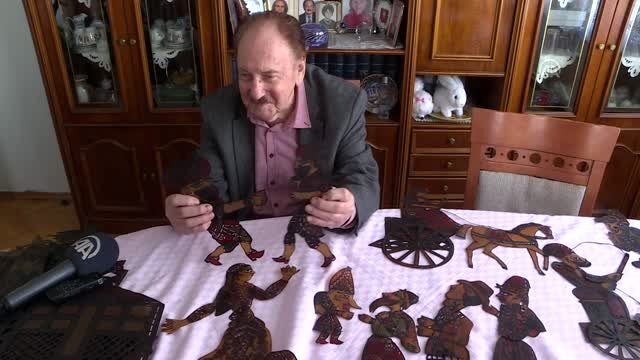 TÜRKİYE'NİN YAŞAYAN İNSAN HAZİNELERİ - Gölge oyunu ustası Karagöz ün aslına göre yaşatılmasını...