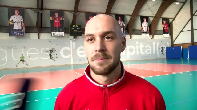 Jeremy Slih avant le match Martigues Volley Cambrai
