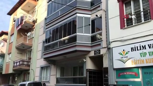 Manisa'da kadın cinayeti: Evine gizlice girdiği kız arkadaşını defalarca bıçaklayarak öldürdü