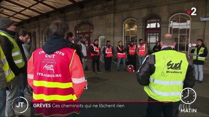 Réforme des retraites : des cheminots qui ne désespèrent pas à Strasbourg