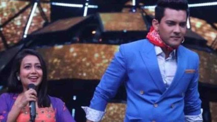 Neha Kakkar & Aditya Narayan to get married,Know the truth | FilmiBeat