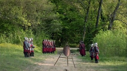 King Khurrum of Hindustan met & gifted DHAAL to Sultan Murad khan IV ( 720 X 1280 )