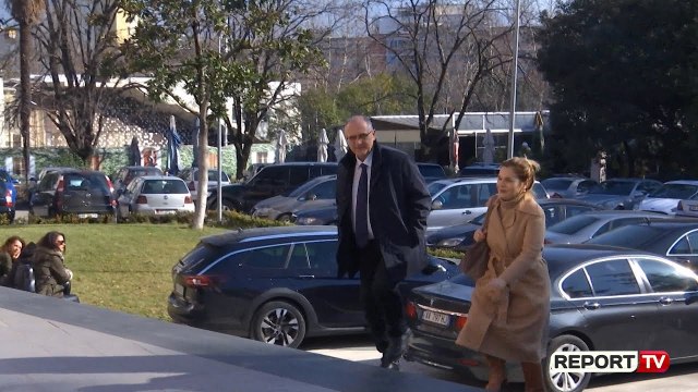 Report TV - Reforma zgjedhore, Kryemadhi shkon në zyrën e Bashës