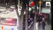 चीन में सड़क धंसने से बस गड्ढे में गिरी; 6 लोगों की मौत, 16 घायल