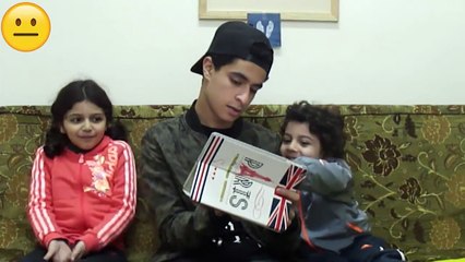 محمد خالد - تحدي الاموجي مع قرايبي الصغيرين   EMOJI CHALLENGE!