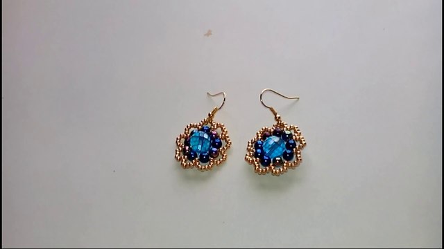 HOW TO MAKE AN EASY BEADED FLOWER-COMO HACER UNA FLOR FACIL DE ABALORIOS