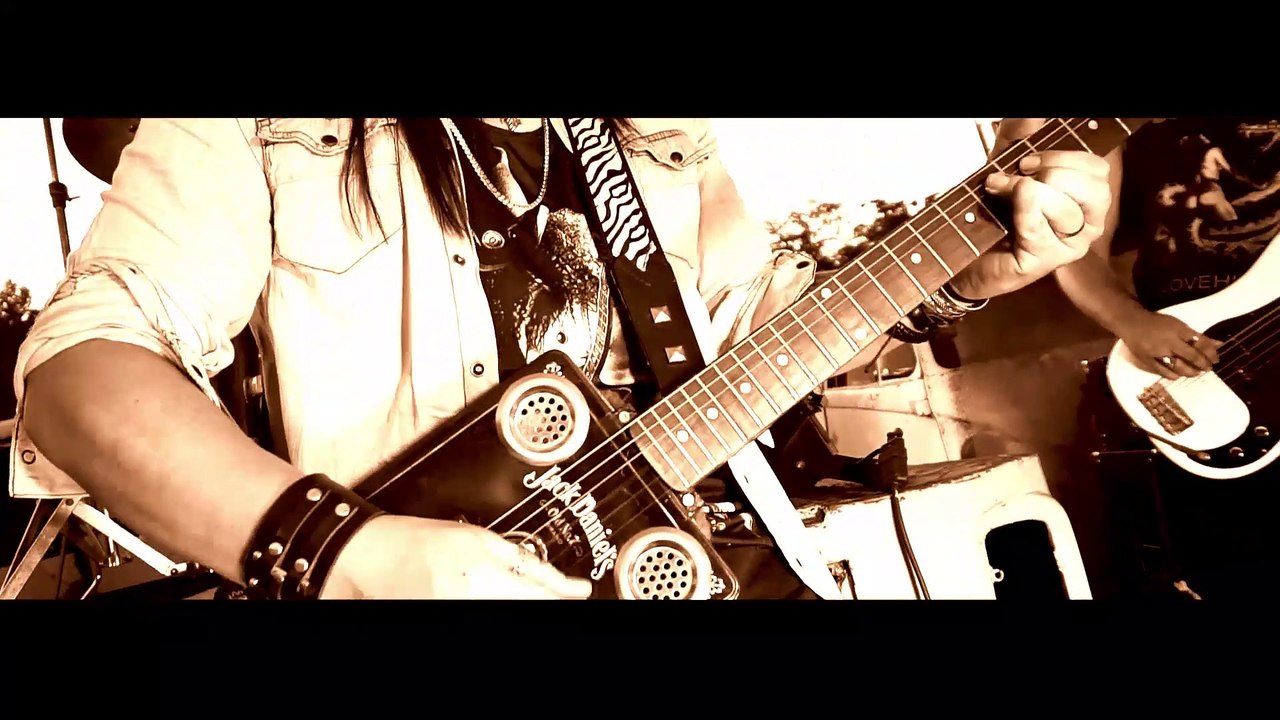 MAFIA ROCK - "GONNA LEAVE YA" (OFFICIAL VIDEO)