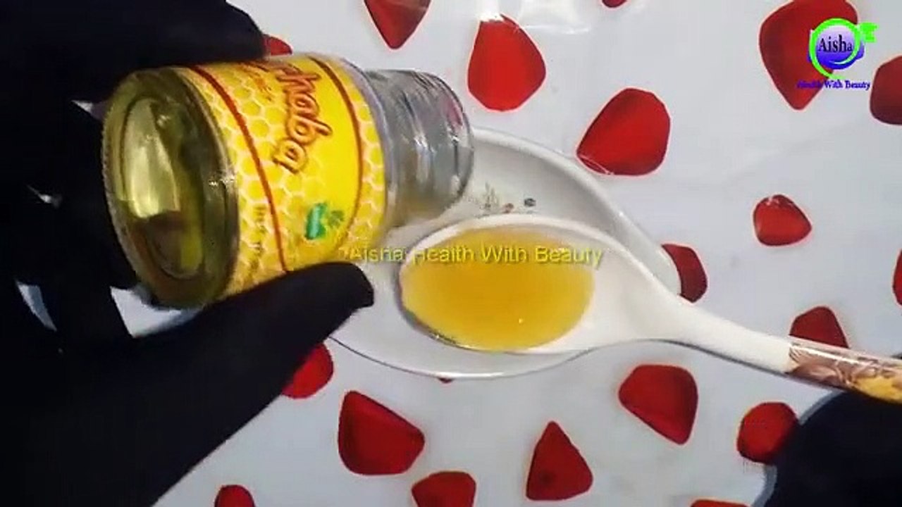 सिर्फ 5 मिनट में ब्लैकहेड्स और वाइटहेड्स ख़त्म करें Home Remedies to Remove Blackheads & Whiteheads