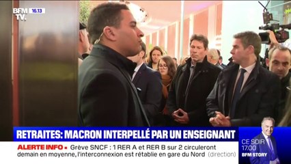 "Je ne vais pas tout arrêter parce que vous poussez une hurlante": Interpellé par un enseignant sur les retraites, Emmanuel Macron lui répond