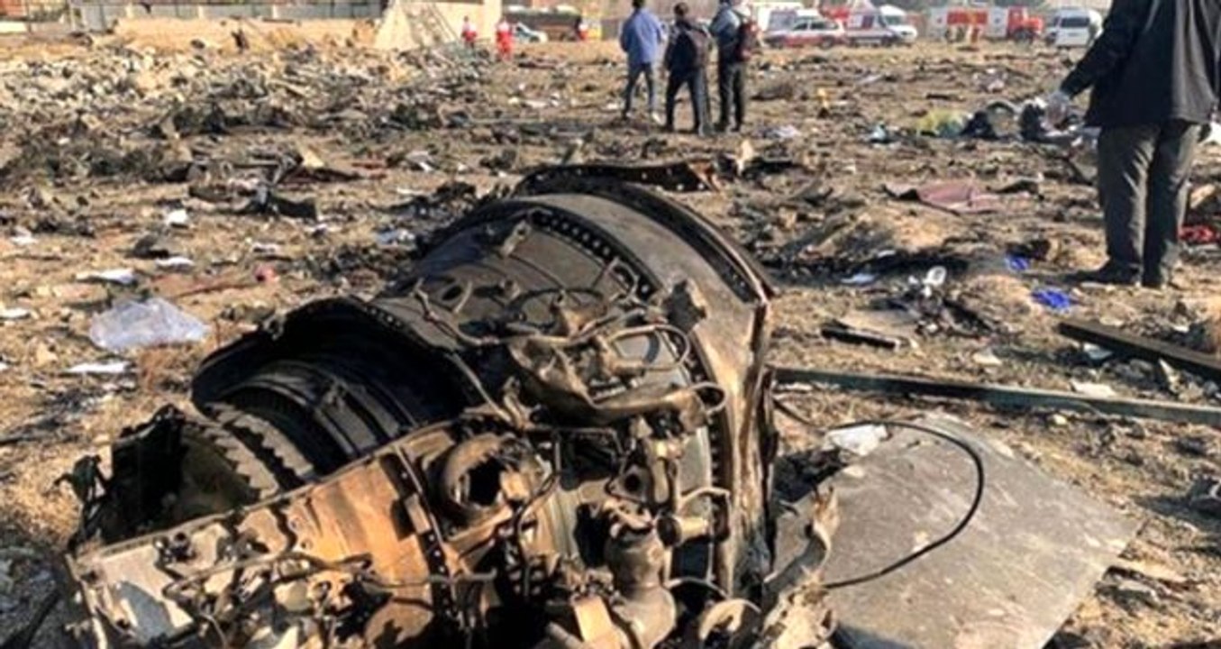 Amerikan basını, İran'ın düşürdüğü uçakla ilgili yeni görüntüleri yayınladı! 2 roket 30 saniye arayla atıldı