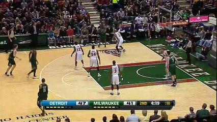 Detroit Pistons 105-100 Milwaukee Bucks