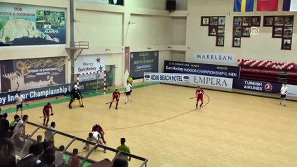 Türkiye-İngiltere hokey