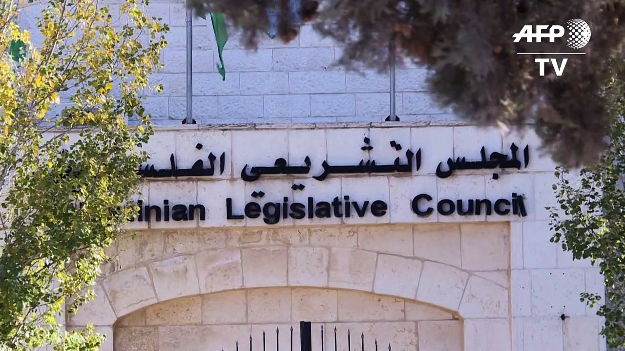 Unread post piles up at defunct Palestinian parliament