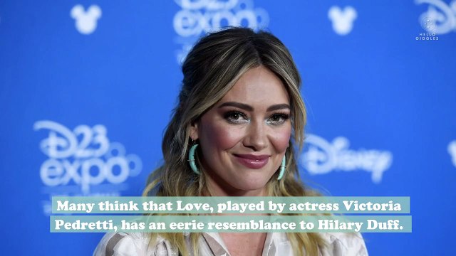 “You” fans think Victoria Pedretti and Hilary Duff are celebrity twins, and it’s so eerie