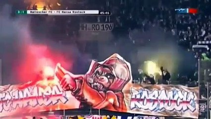 Alman taraftarlardan meşale şov!