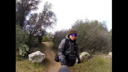 Kingsong KS-18L can it ride off road??