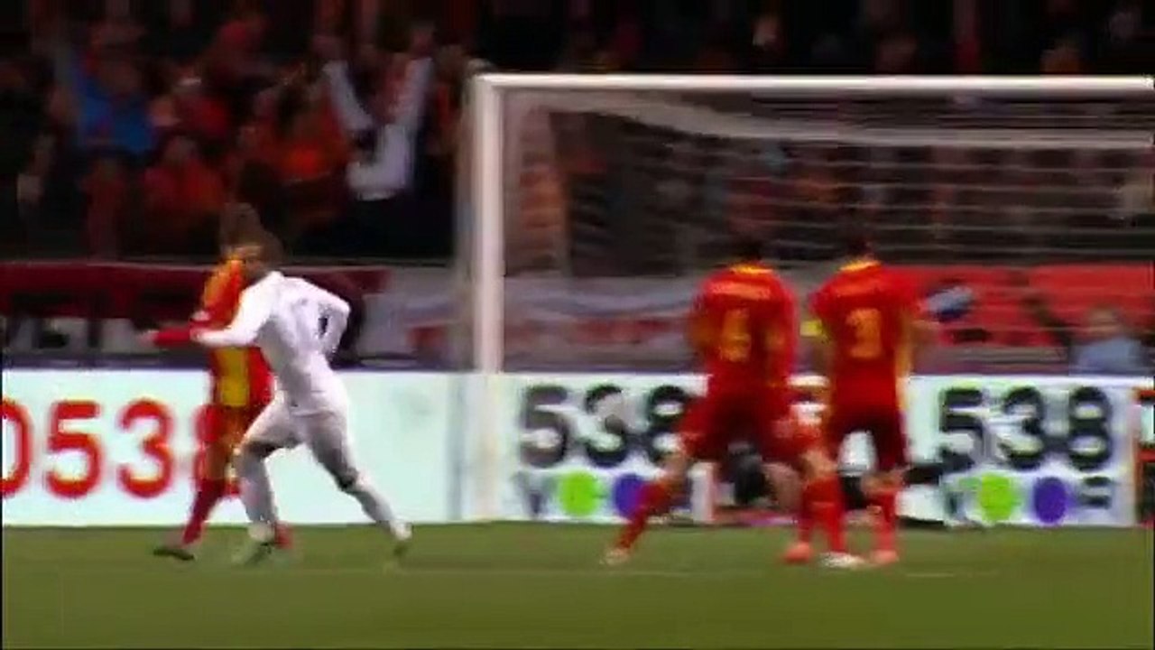 Hollanda firesiz ilerliyor!