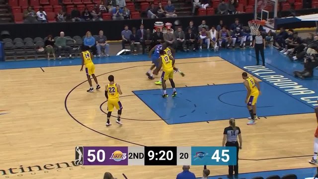 Devon Hall Posts 16 points & 11 rebounds vs. South Bay Lakers