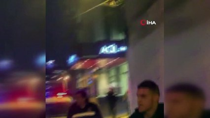 Beyoğlu’nda 5 katlı bina alev alev yandı