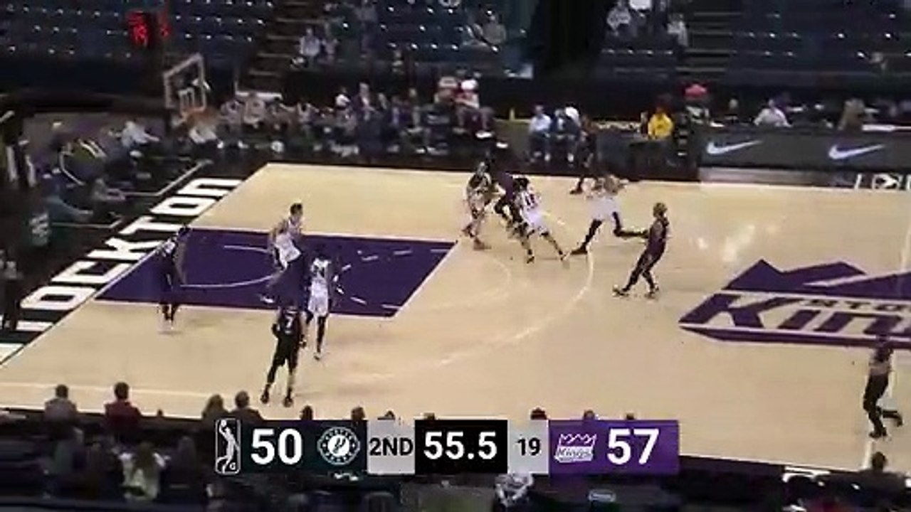 Wenyen Gabriel throws it down!