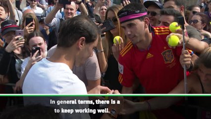 Télécharger la video: Nadal feels 'in good shape' heading into Australian Open