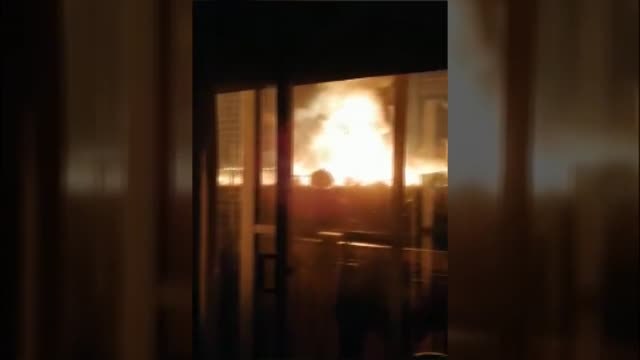 Miedo entre los vecinos de Tarragona tras la explosión de una planta petroquímica