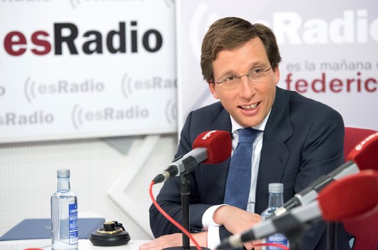 Federico Jiménez Losantos entrevista a Martínez Almeida