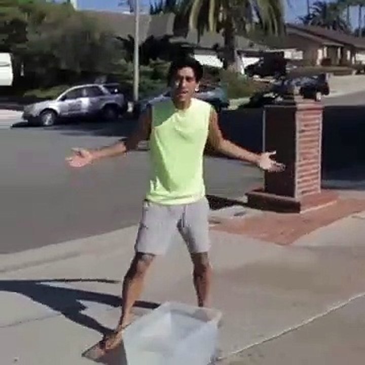 MAGIC FUNNY
