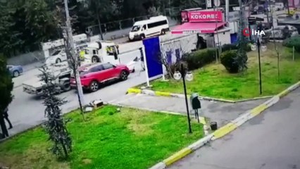 Çekicinin kaldırdığı araçtan yaşlı kadının düştüğü olayla ilgili İstanbul Valiliği’nden açıklama