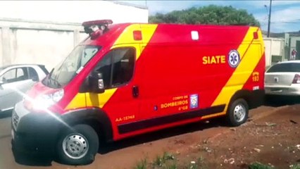 Homem de 62 anos sofre queda e fica ferido