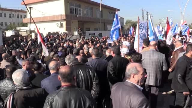 Türkmen gençler, memur atamalarındaki haksızlığı protesto etti