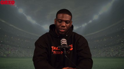 EXCLU – Dinos : joueur, stade, geste technique … on a joué à « mon préféré » avec le rappeur !