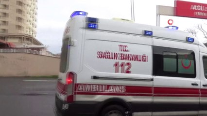 Alacaklılarla görüşmek için araca bindi, ayağından vurulup caddeye atıldı