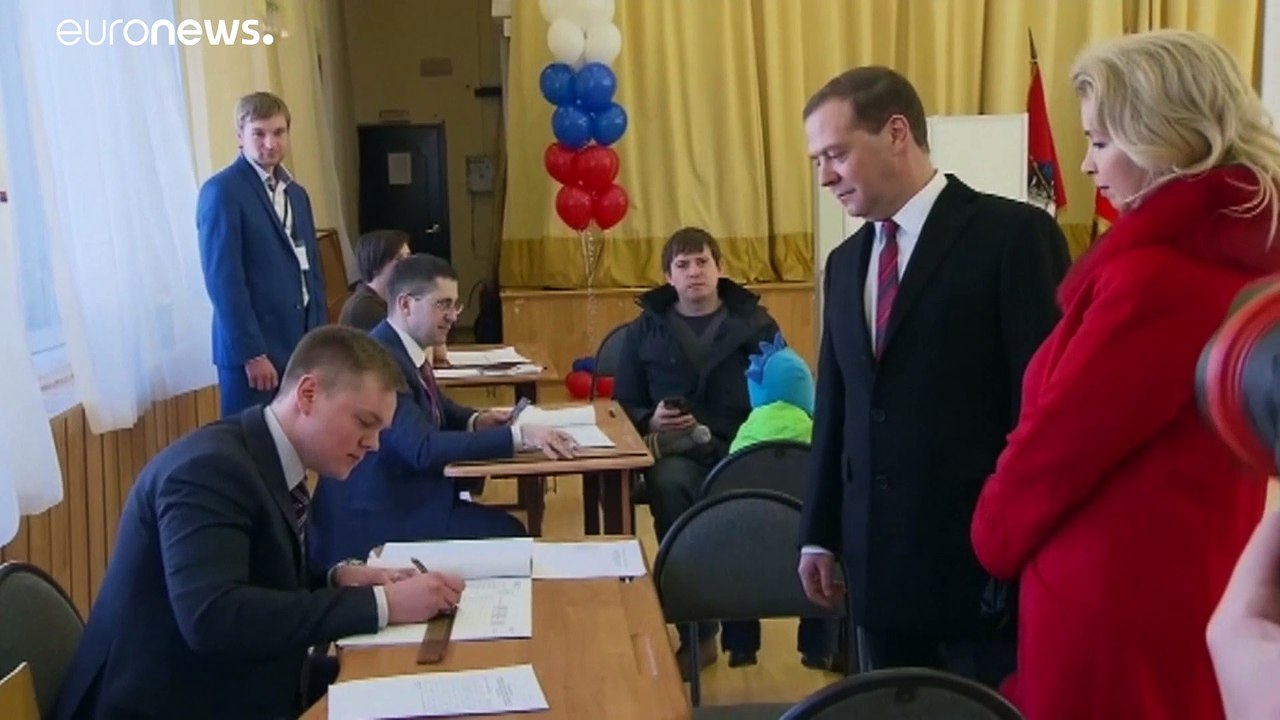 Freie hand für putin: die gesamte russische regierung tritt zurück