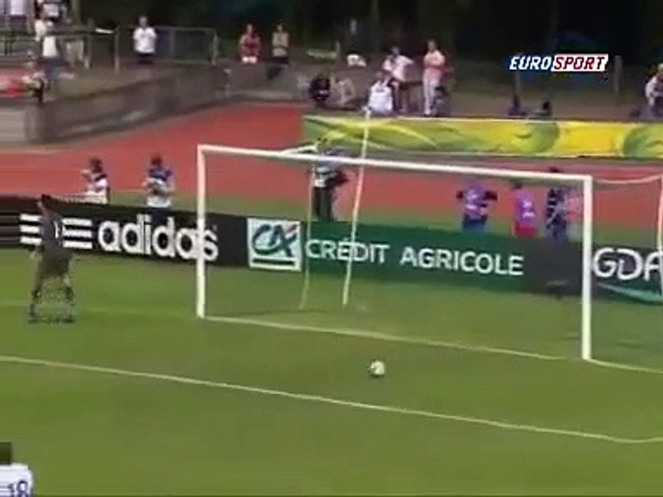 Ezequiel Calvente penaltı