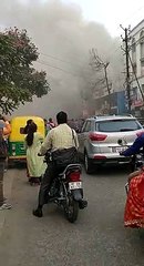 इंदौर के कर्णावत होटल में लगी आग